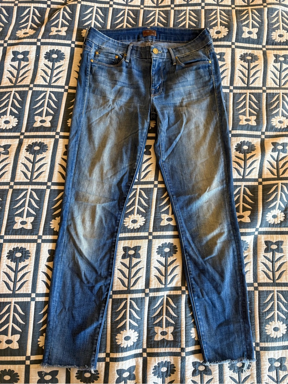 MOTHER Straight Leg Jeans in Medium Blue Wash